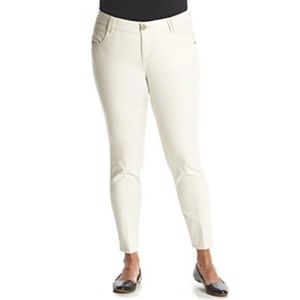Democracy “Ab” Solution Ankle Jean in Blanched Almond sz16